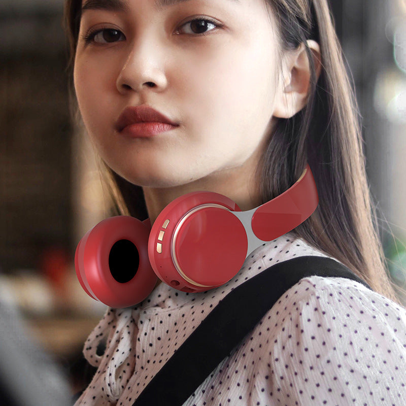 wireless Bluetooth headphones